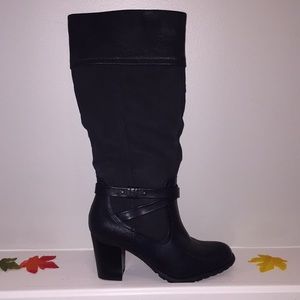 White Mountain Black Leather Heeled Boot
